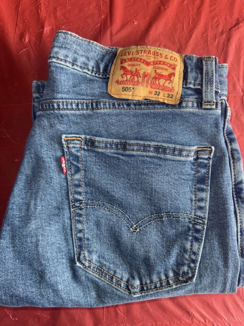 Levi's 505 Regular Fit Straight Leg Jeans Mens 32x32 Medium Wash Blue Denim